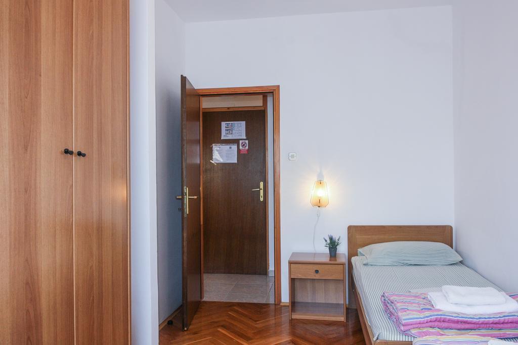 Apartment Suzy วานตาชิชี ภายนอก รูปภาพ
